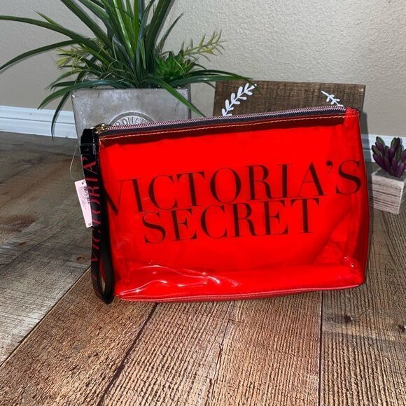 Victoria's Secret
Red See-thru Cosmetic Bag - Picture 10 of 10